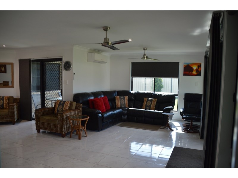 11 Noeme Street, Burrum Heads QLD 4659