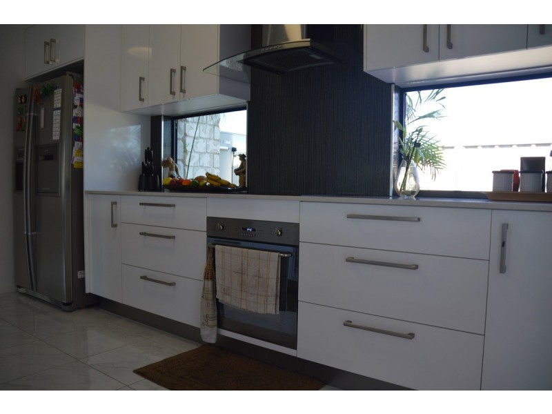 11 Noeme Street, Burrum Heads QLD 4659