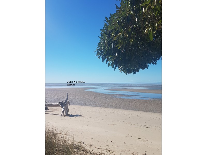 10 Sandcastles Circuit, Burrum Heads QLD 4659