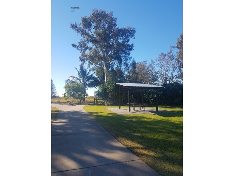 10 Sandcastles Circuit, Burrum Heads QLD 4659
