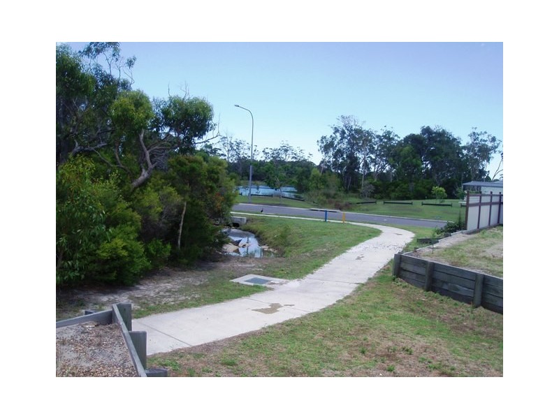 16 Cheellii Crt, Burrum Heads QLD 4659