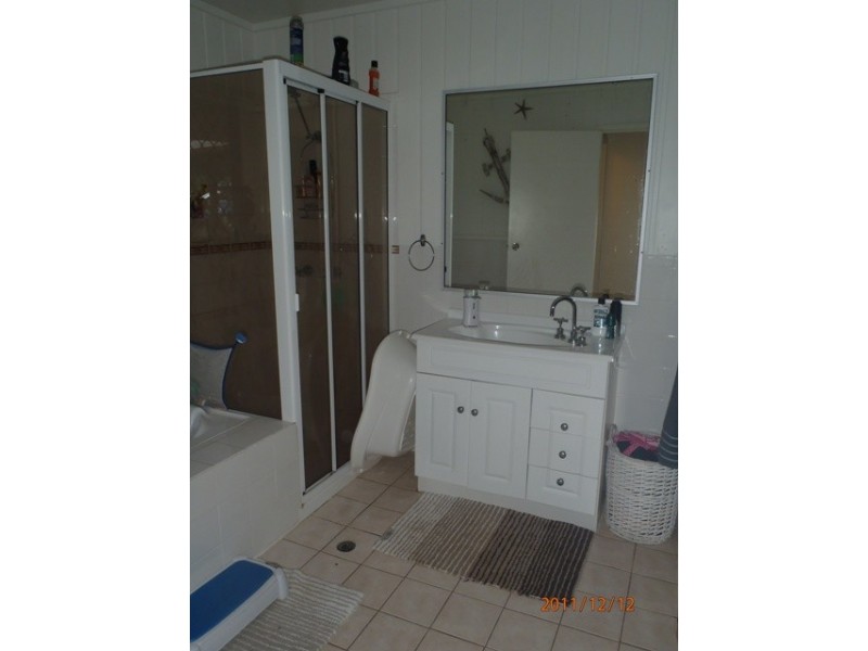 54 Dreamtime Ave, Burrum Heads QLD 4659