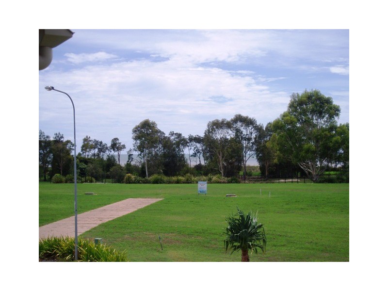 37 Barramundi Drive, Burrum Heads QLD 4659