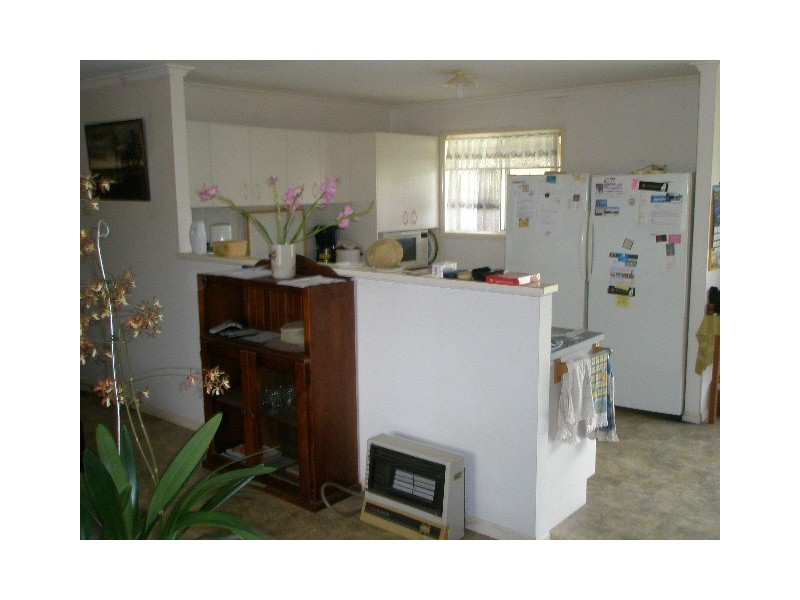 25 Todd Street, Torbanlea QLD 4662