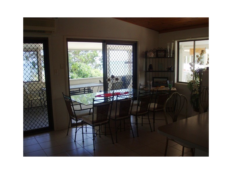Unit, 54 Moreton Street, Toogoom QLD 4655