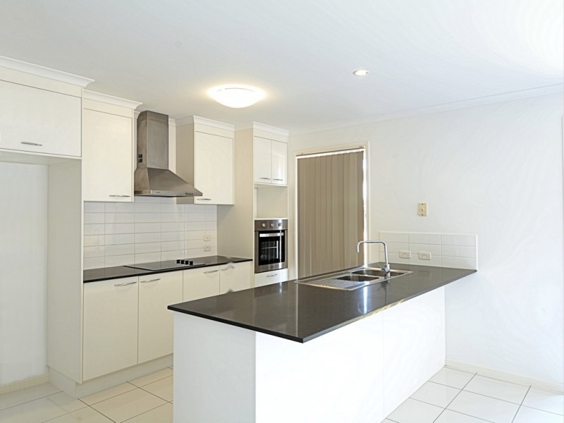 6-8 Kimberly Way, Burrum Heads QLD 4659