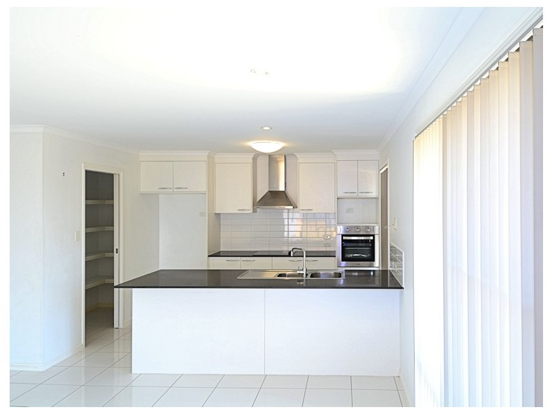 6-8 Kimberly Way, Burrum Heads QLD 4659