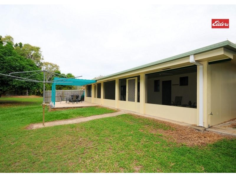 100 Kingfisher Pde, Toogoom QLD 4655