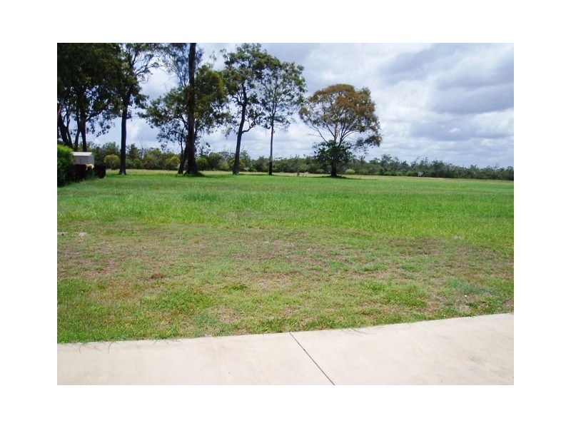 28 Sirenia Drive, Burrum Heads QLD 4659