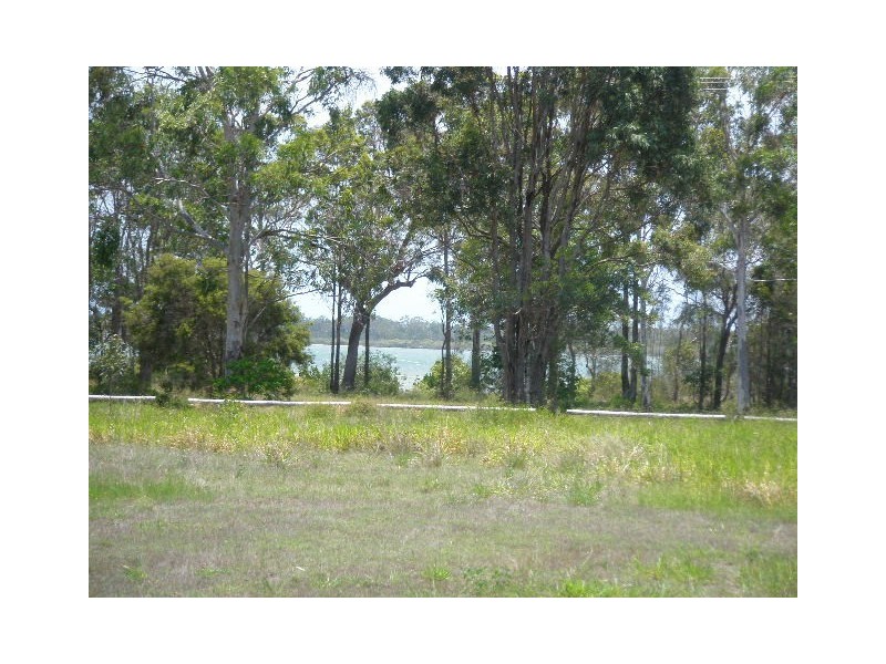 72 Traviston Way, Burrum Heads QLD 4659