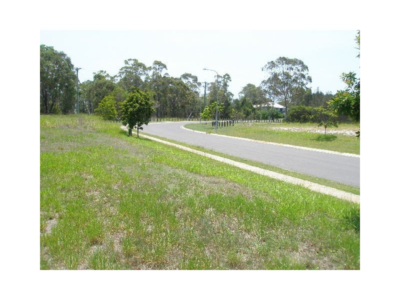 72 Traviston Way, Burrum Heads QLD 4659