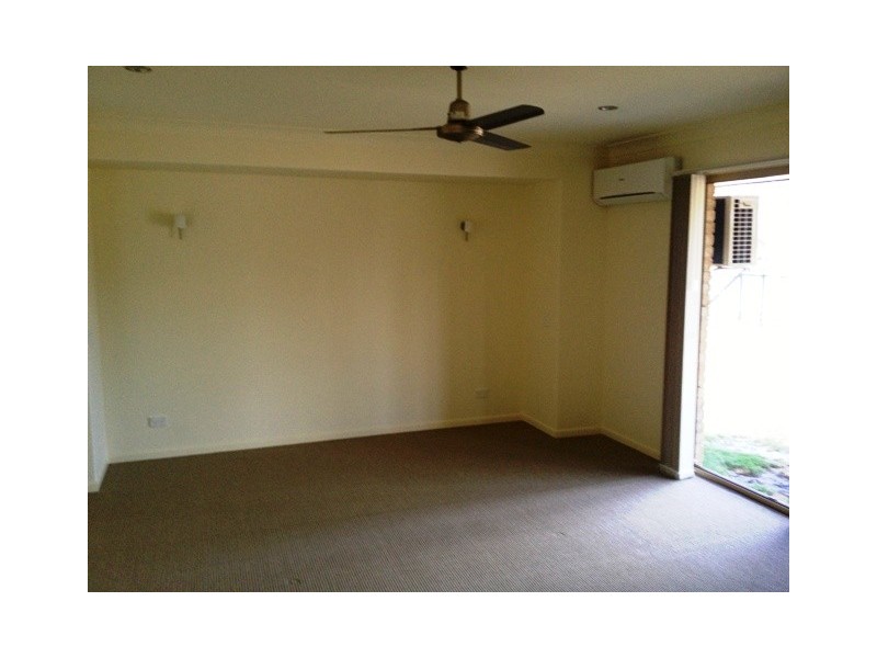 23 Sirenia Drive, Burrum Heads QLD 4659