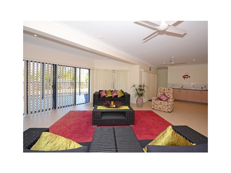 1 Tamarind Cl, Burrum Heads QLD 4659