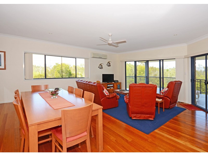 1 Tamarind Cl, Burrum Heads QLD 4659