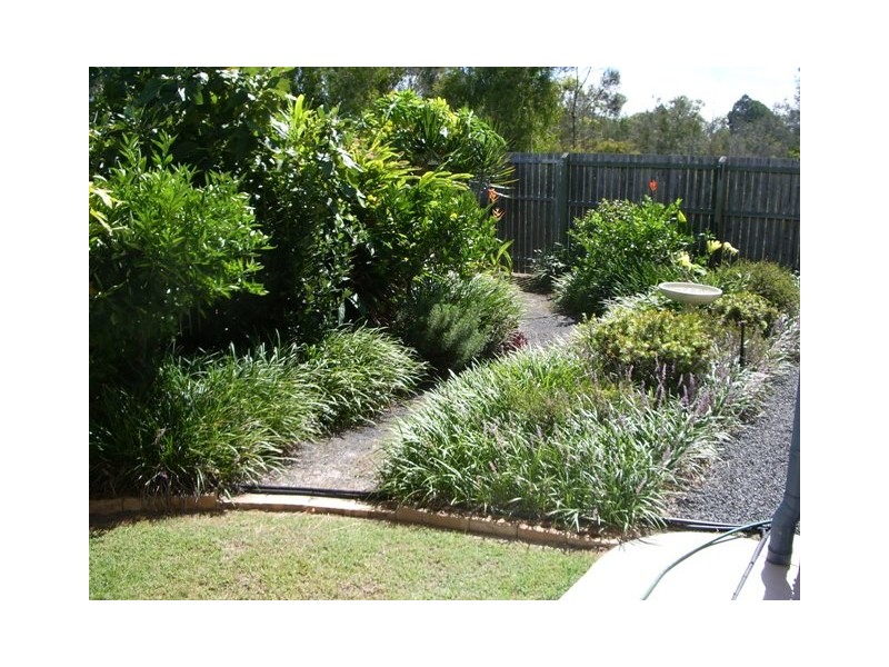 1 Tamarind Cl, Burrum Heads QLD 4659