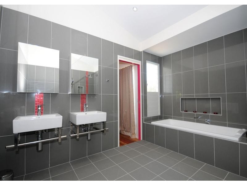 178 Kingfisher Pde, Toogoom QLD 4655