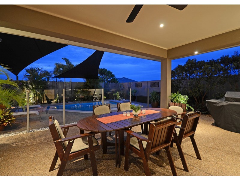 40 Lucas Drive, Burrum Heads QLD 4659