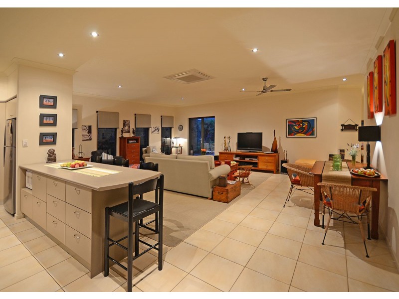 40 Lucas Drive, Burrum Heads QLD 4659