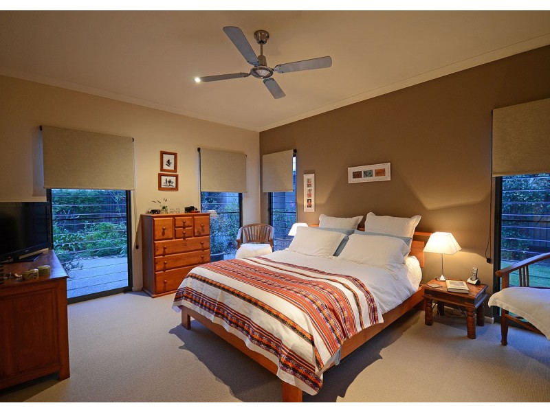 40 Lucas Drive, Burrum Heads QLD 4659