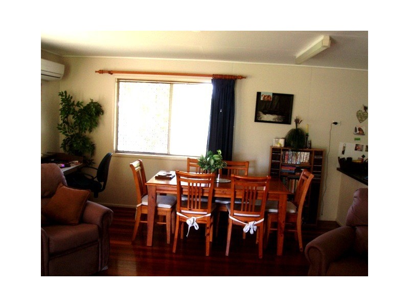 19 Hoffman St, Burrum Heads QLD 4659