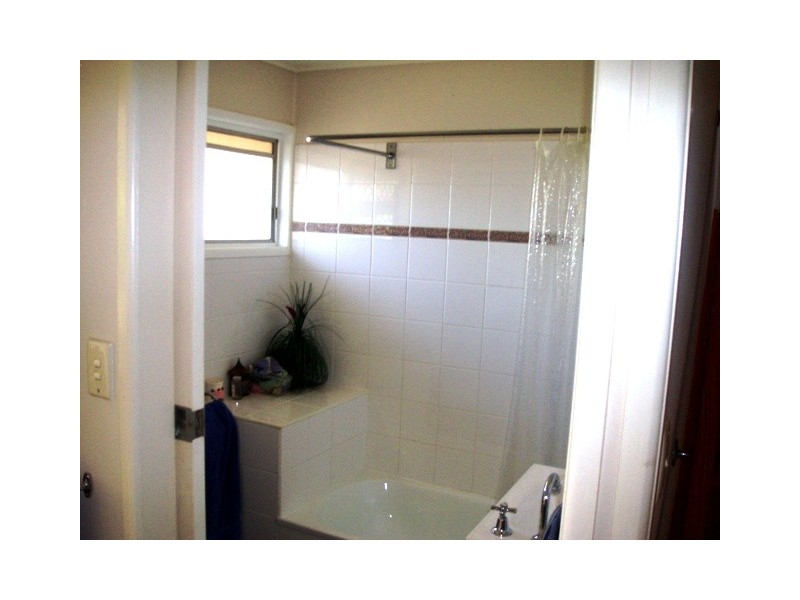 19 Hoffman St, Burrum Heads QLD 4659