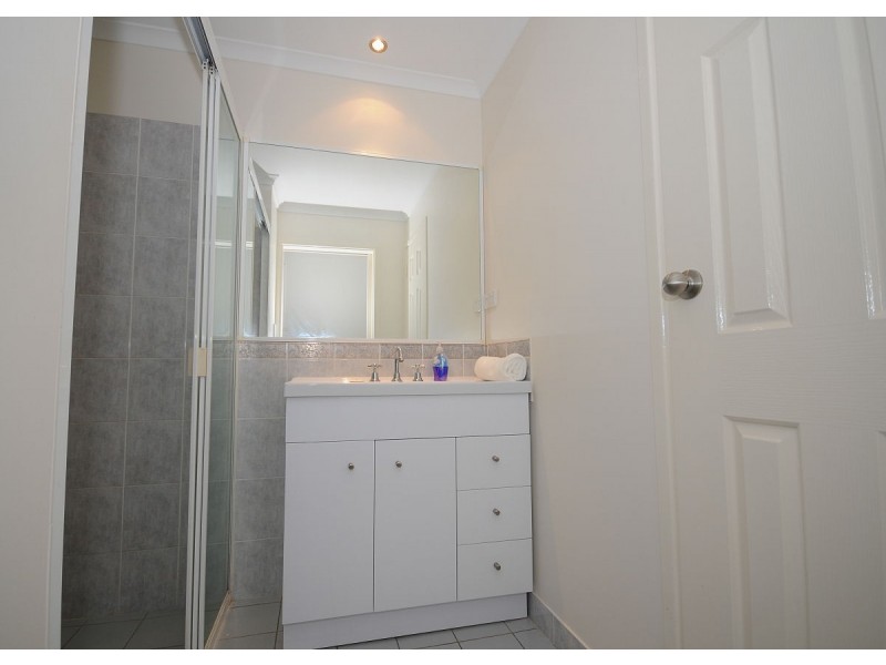 130 Kingfisher Pde, Toogoom QLD 4655