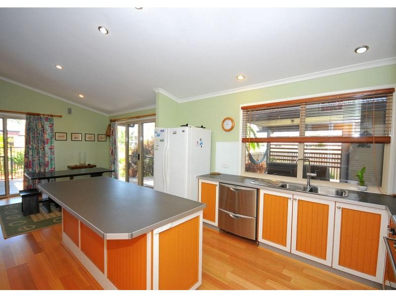 37 Traviston Way, Burrum Heads QLD 4659