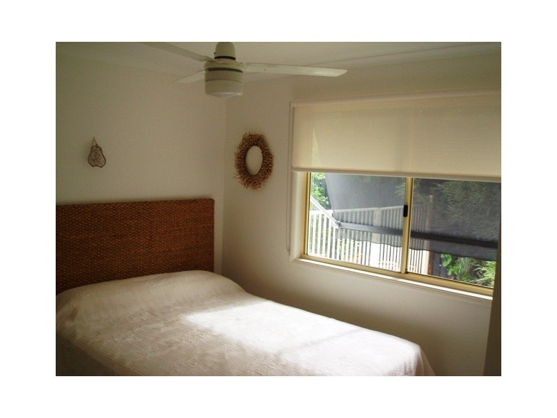 15 Lakeside Drive,, Burrum Heads QLD 4659