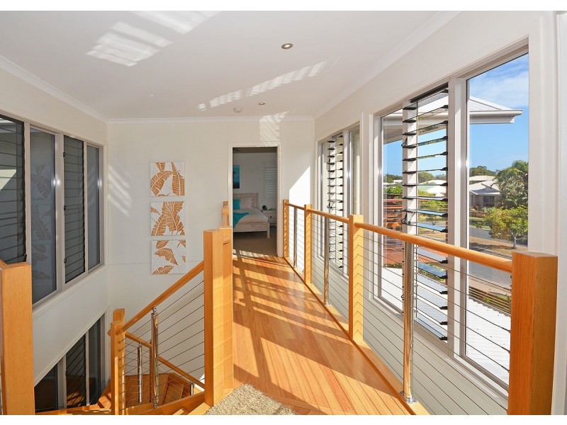 1/39 Beach Drive, Burrum Heads QLD 4659