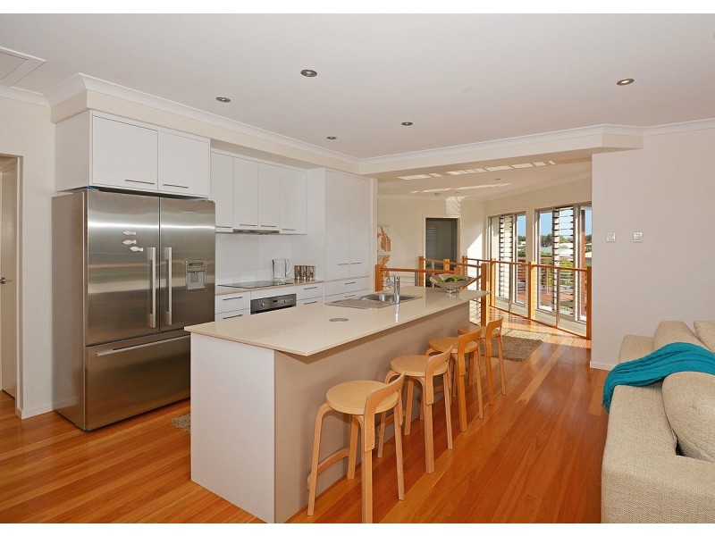 1/39 Beach Drive, Burrum Heads QLD 4659