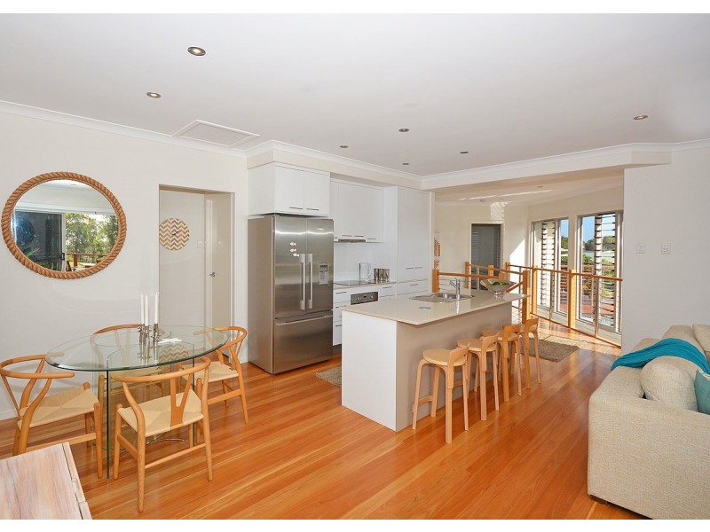 1/39 Beach Drive, Burrum Heads QLD 4659