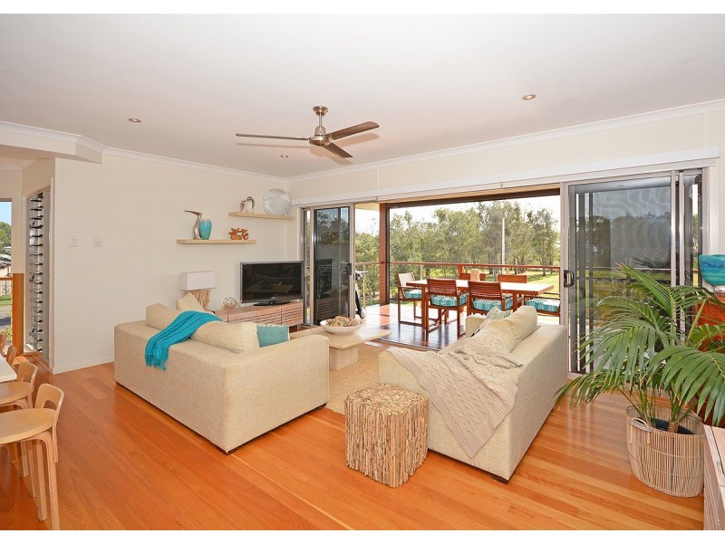 1/39 Beach Drive, Burrum Heads QLD 4659