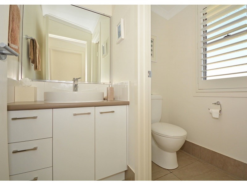 1/39 Beach Drive, Burrum Heads QLD 4659