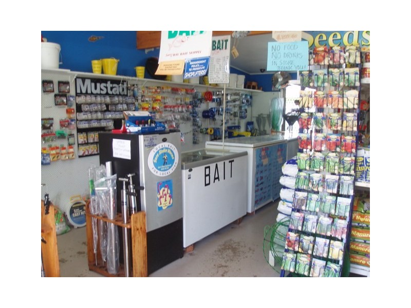 Shop 4/51 Burrum Street, Burrum Heads QLD 4659