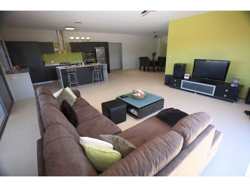 14 Traviston Way,, Burrum Heads QLD 4659