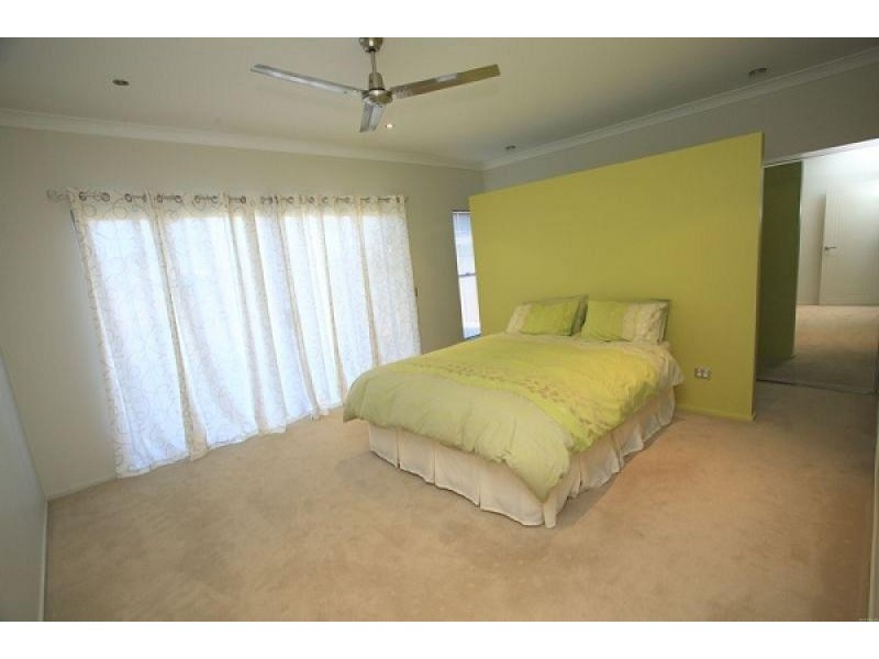 14 Traviston Way,, Burrum Heads QLD 4659