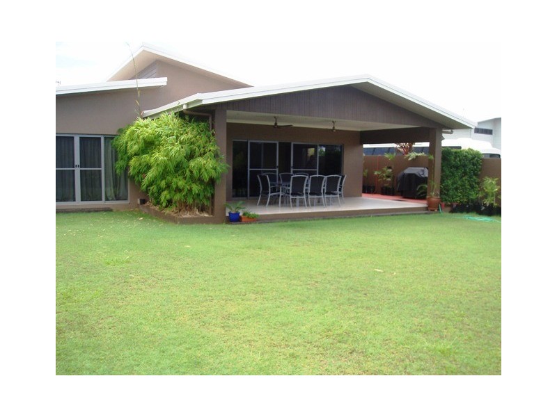 14 Traviston Way,, Burrum Heads QLD 4659