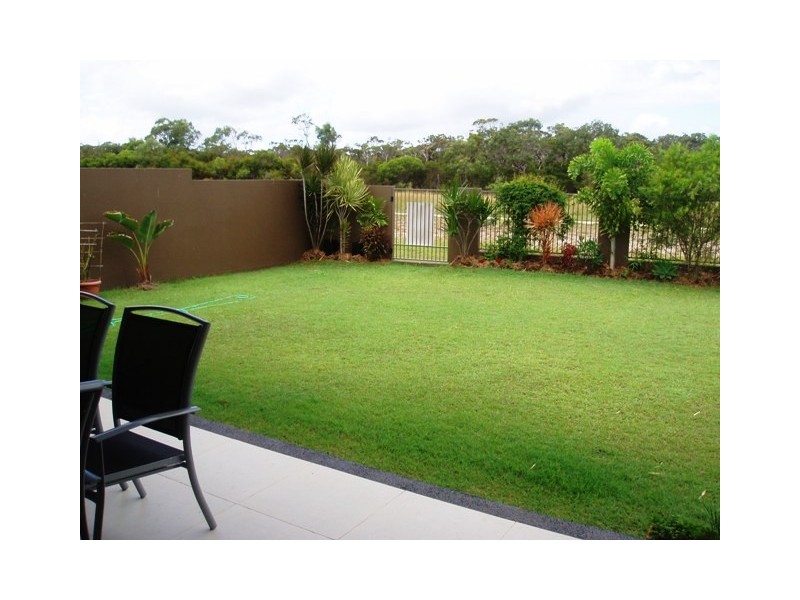14 Traviston Way,, Burrum Heads QLD 4659