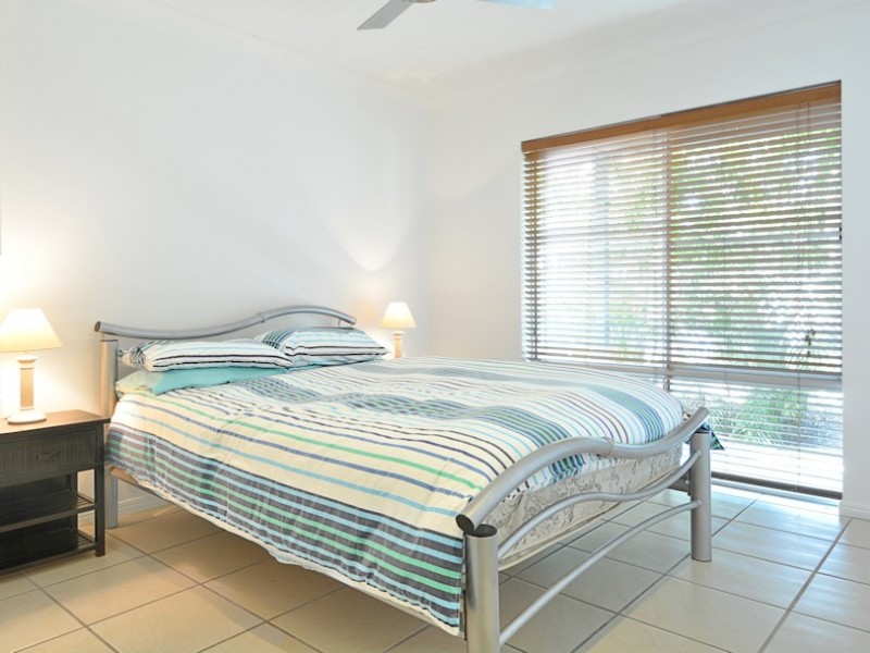 102 Riverview Drive, Burrum Heads QLD 4659