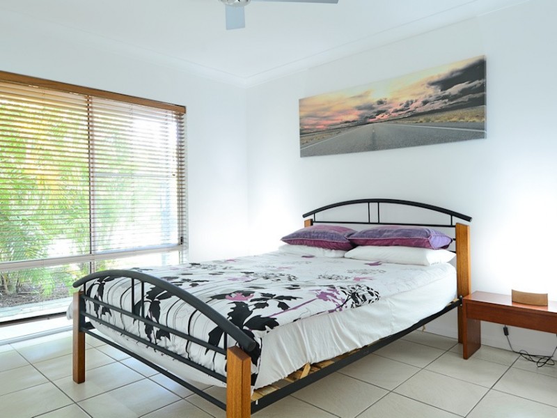 102 Riverview Drive, Burrum Heads QLD 4659