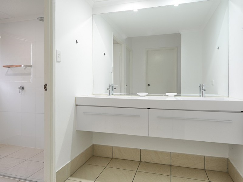 102 Riverview Drive, Burrum Heads QLD 4659