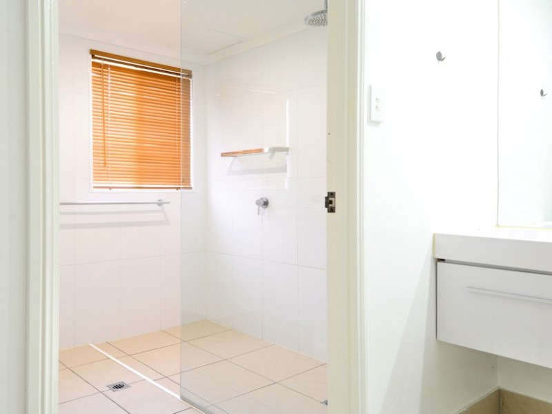 102 Riverview Drive, Burrum Heads QLD 4659