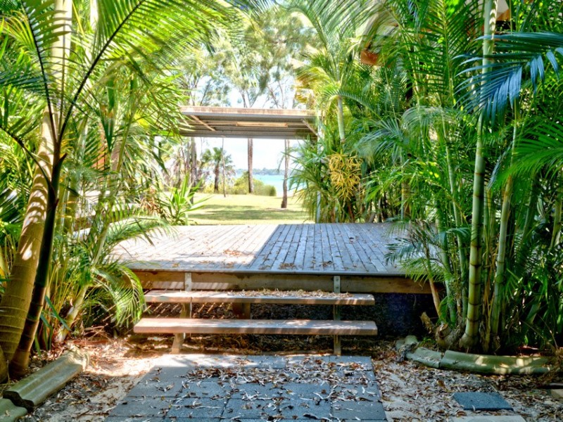 102 Riverview Drive, Burrum Heads QLD 4659