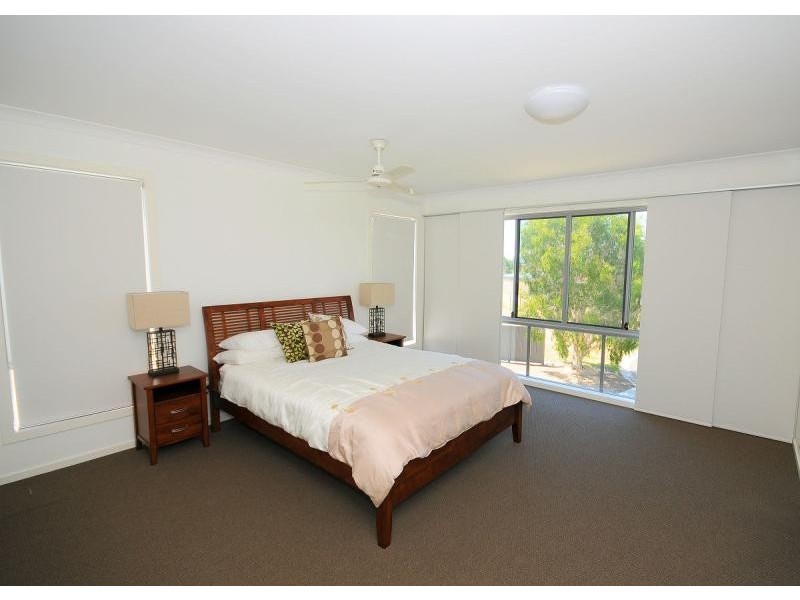 2 Tamarind Close, Burrum Heads QLD 4659