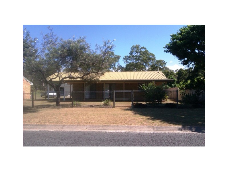 73 Howard Street, Burrum Heads QLD 4659