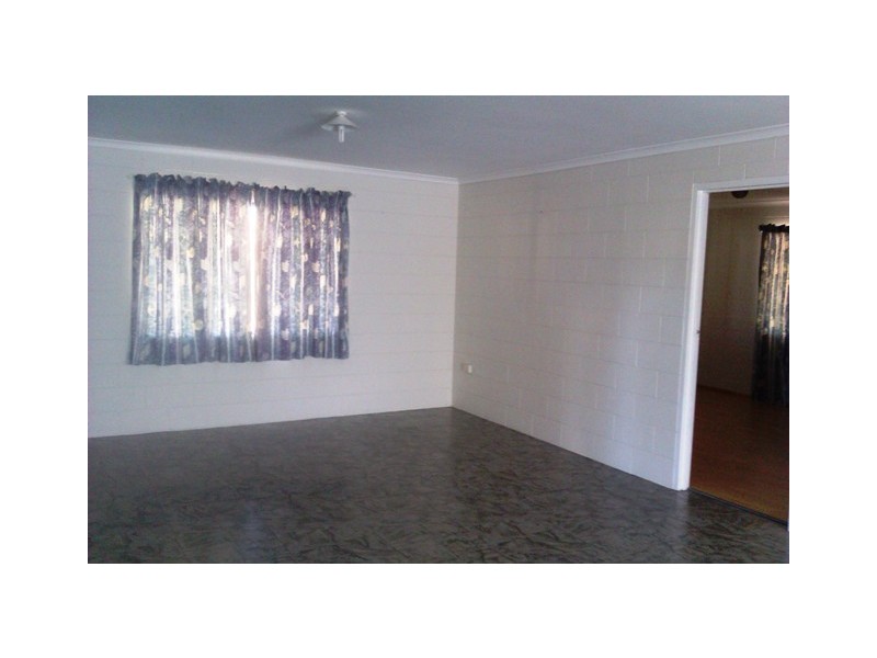 73 Howard Street, Burrum Heads QLD 4659