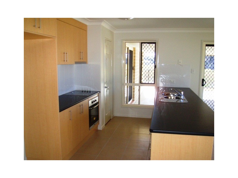 19 Sirenia Drive, Burrum Heads QLD 4659