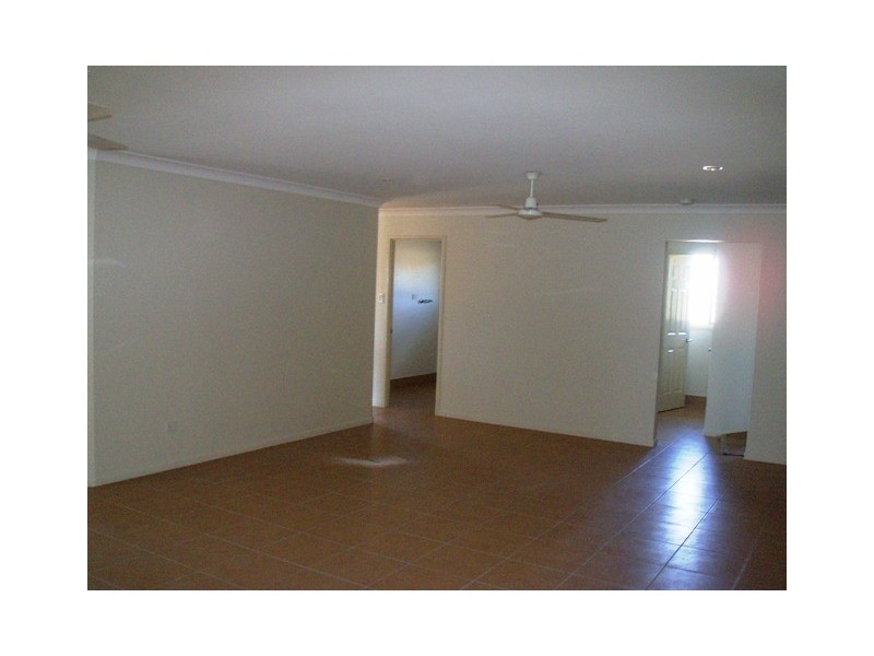 19 Sirenia Drive, Burrum Heads QLD 4659