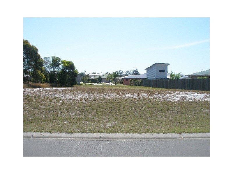 37 Sunrise Crescent, Burrum Heads QLD 4659