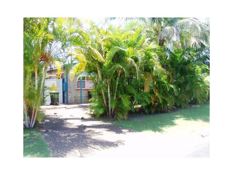 84 Burrum Street, Burrum Heads QLD 4659